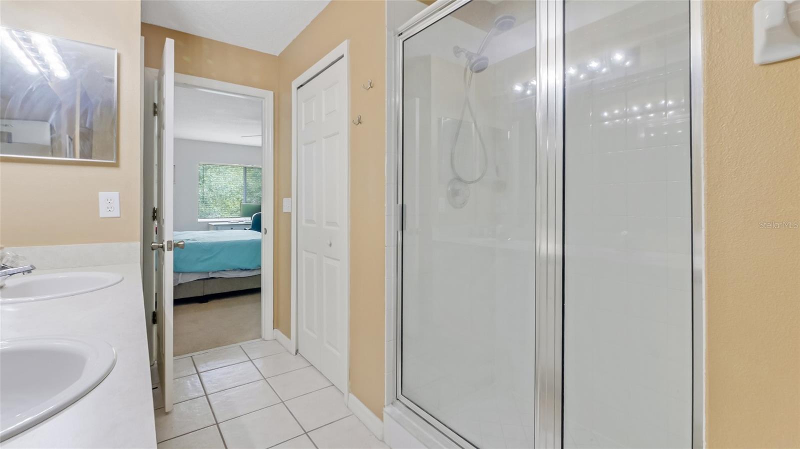 Image 14 of 41 For 18148 Nassau Point Drive