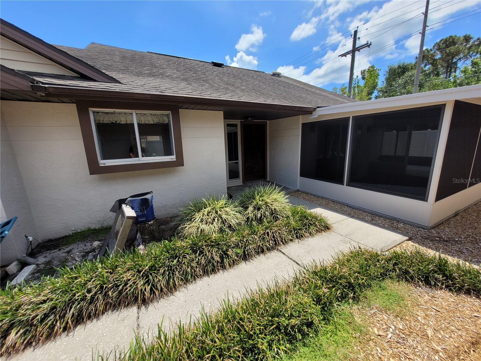 Image 4 of 19 For 7125 Silvermill Drive