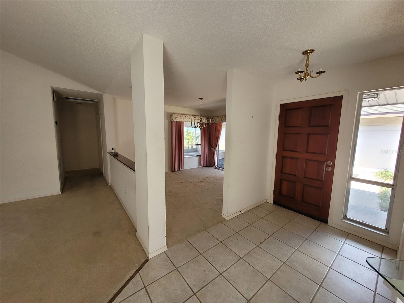 Image 8 of 19 For 7125 Silvermill Drive