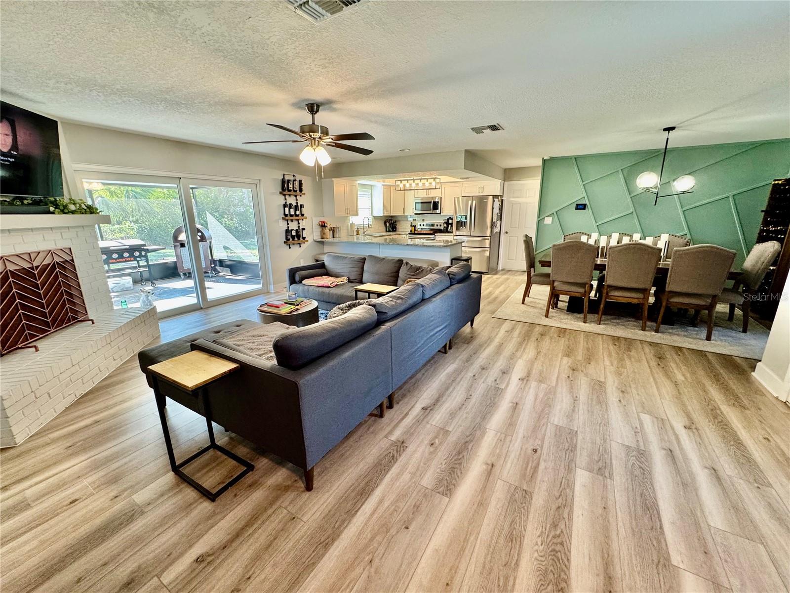 Image 3 of 29 For 4128 Palo Alto Drive