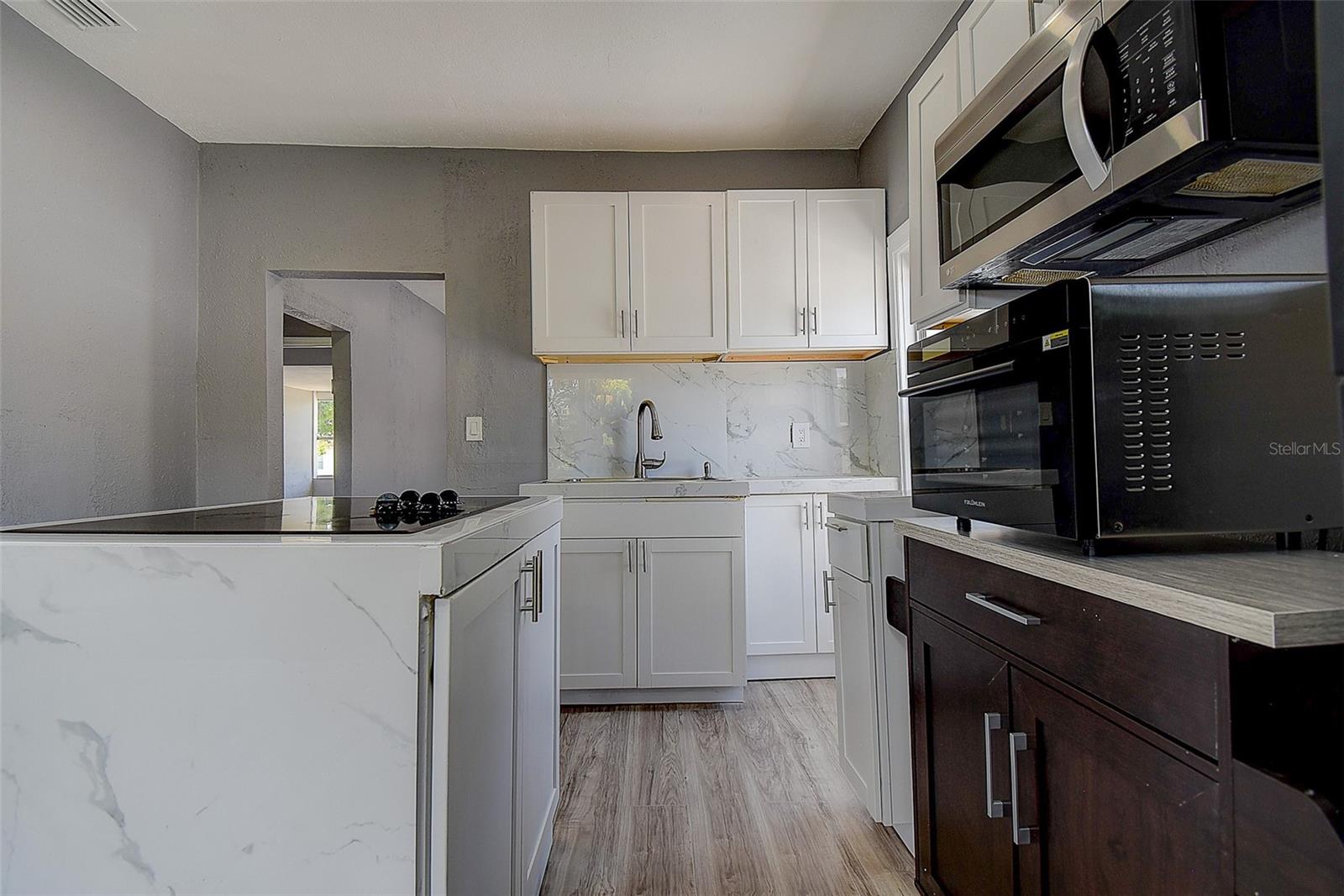 Image 10 of 40 For 2627 17th Avenue N