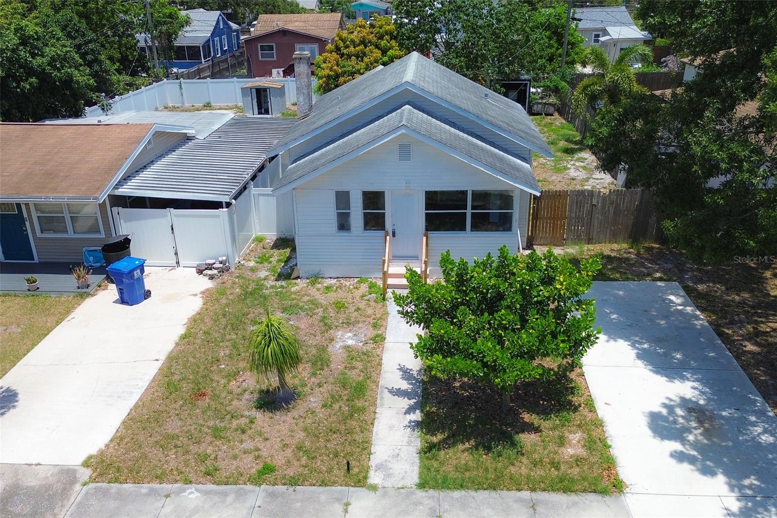 Image 30 of 40 For 2627 17th Avenue N
