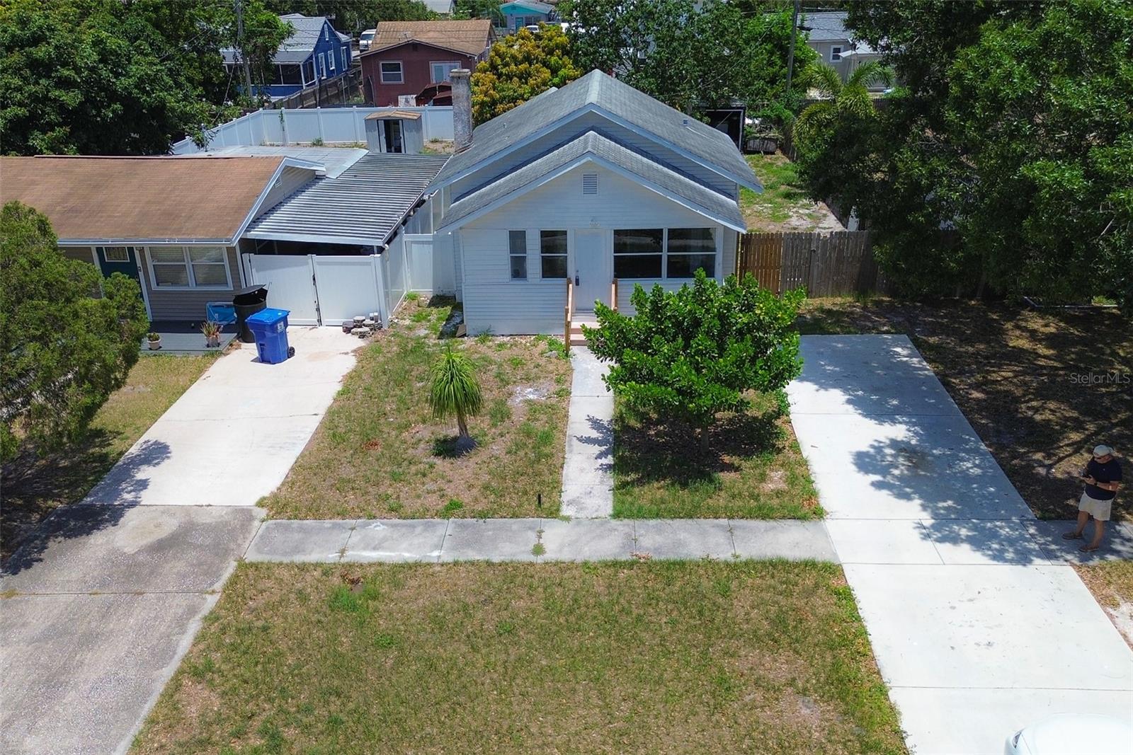 Image 31 of 40 For 2627 17th Avenue N