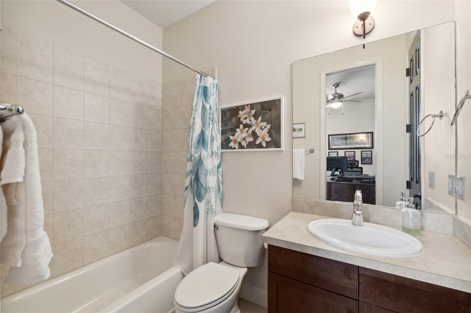 Image 23 of 34 For 109 Packwood Avenue B