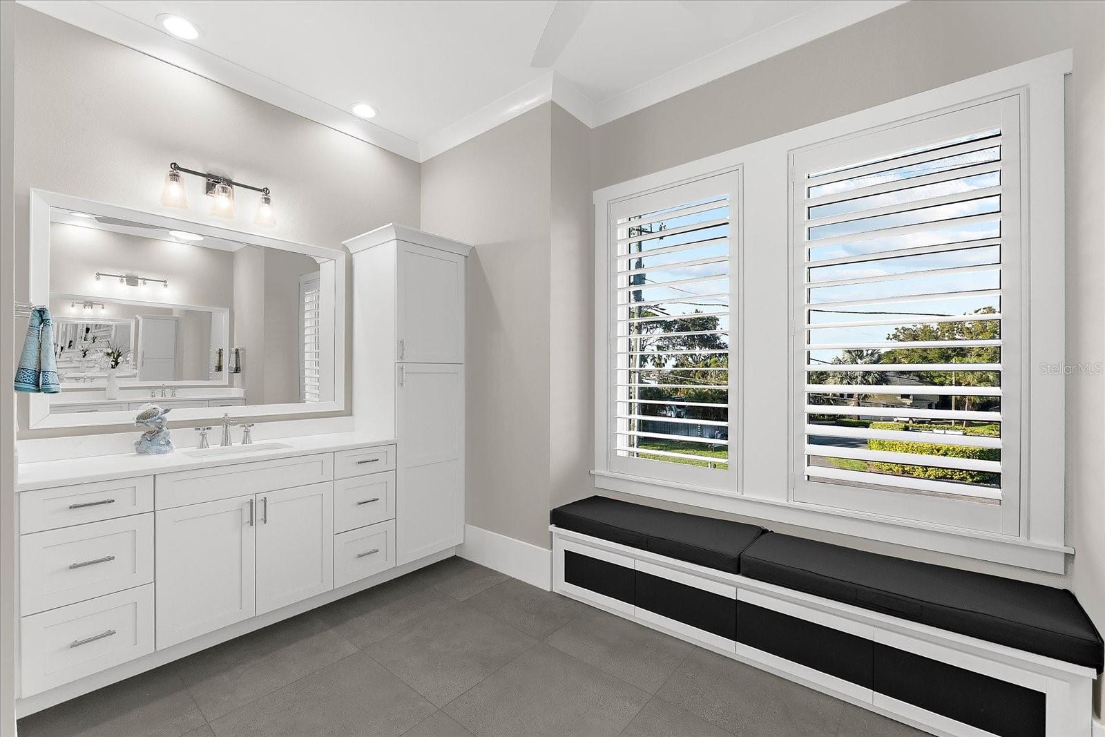 Image 41 of 100 For 110 Carlyle Drive