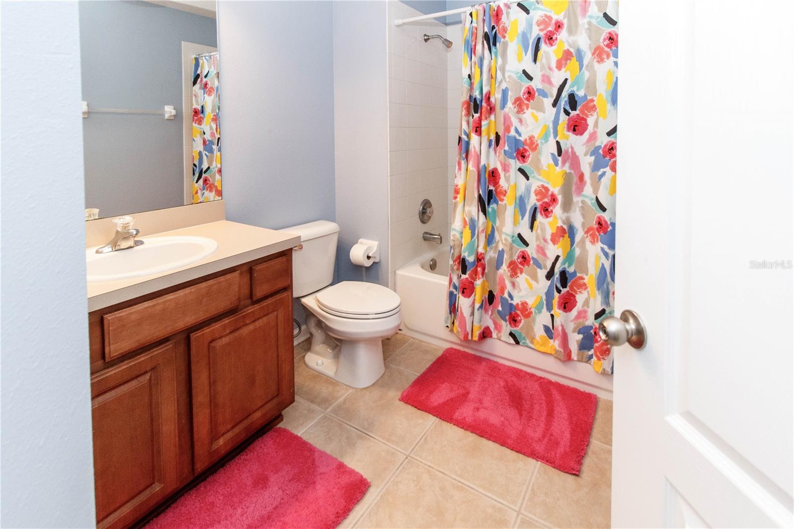 Listing photo id 9 for 8568 Sandy Beach Street