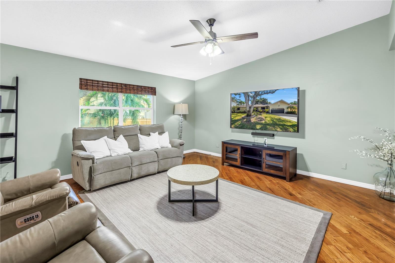 Image 15 of 37 For 7461 Pescador Place