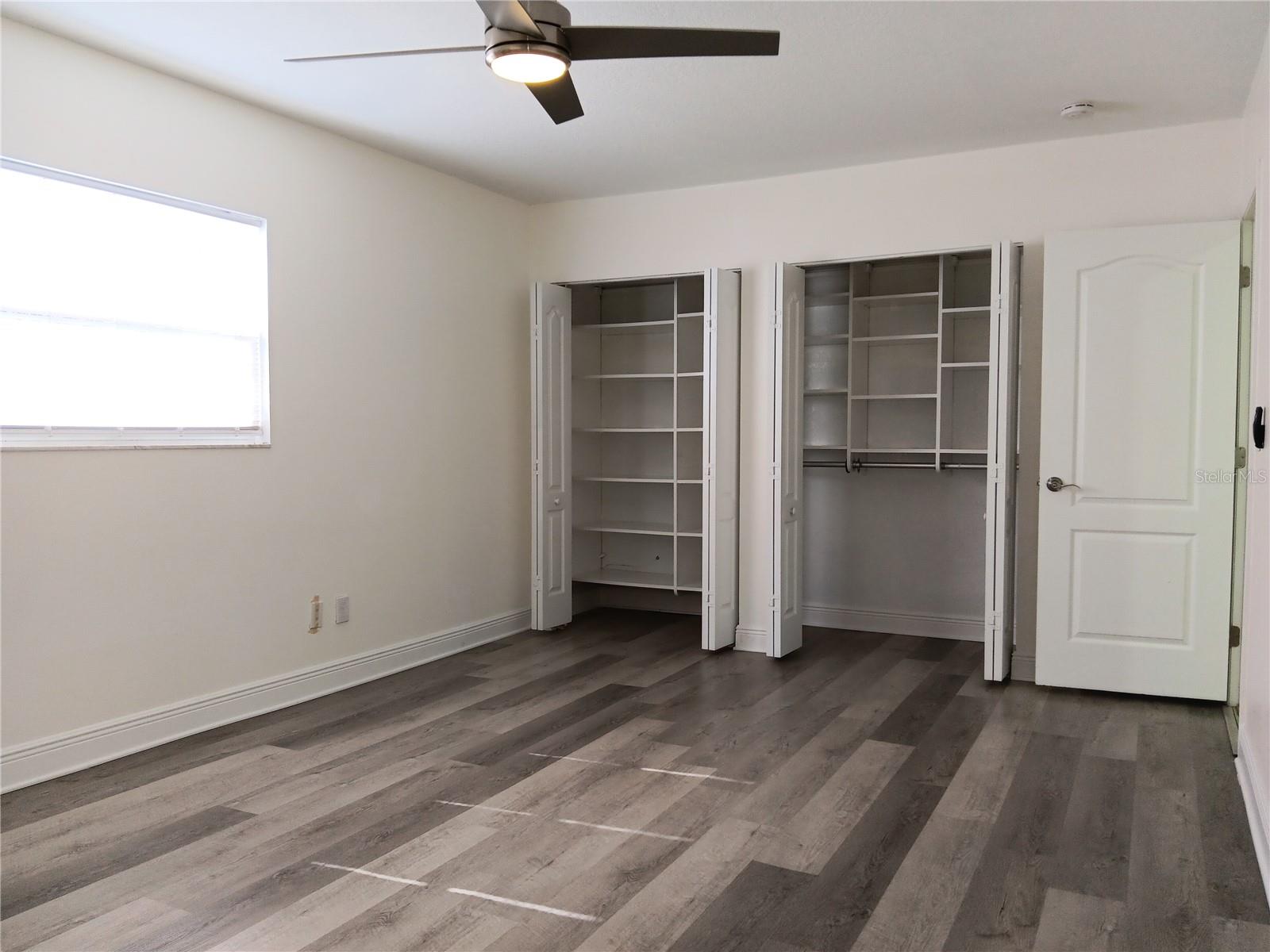 Image 18 of 32 For 4864 Lake Charles Drive N