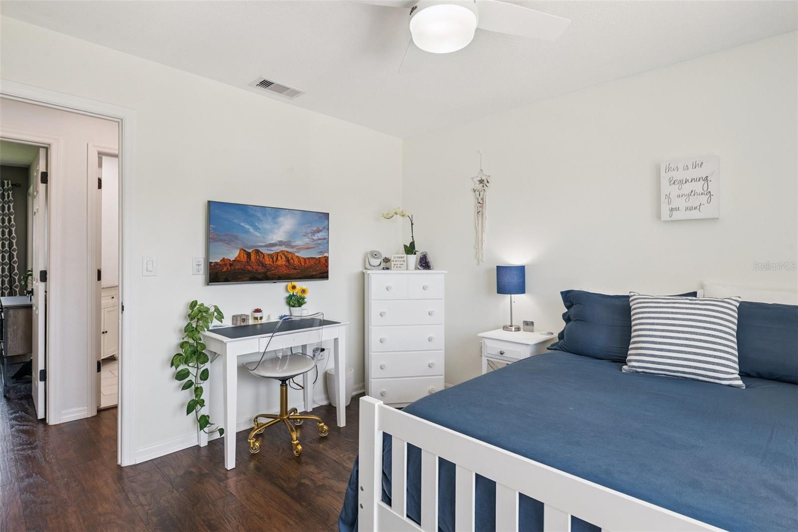 Image 34 of 45 For 8096 Glenbrooke Lane
