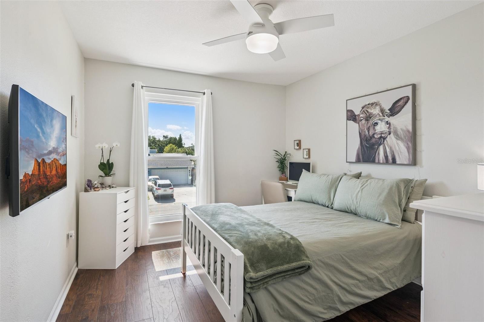 Image 36 of 45 For 8096 Glenbrooke Lane