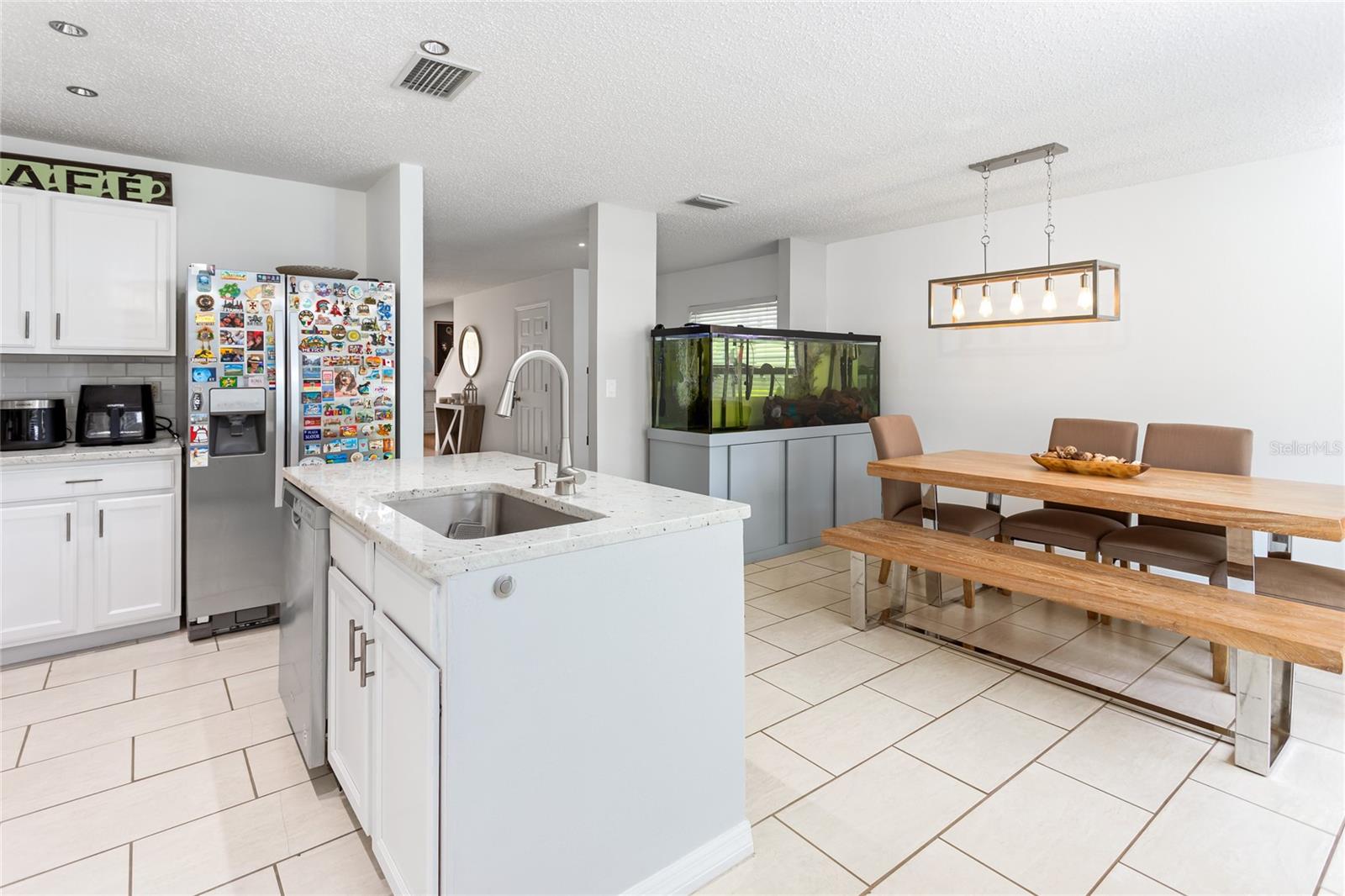 Image 11 of 30 For 8415 Edgewater Place Boulevard