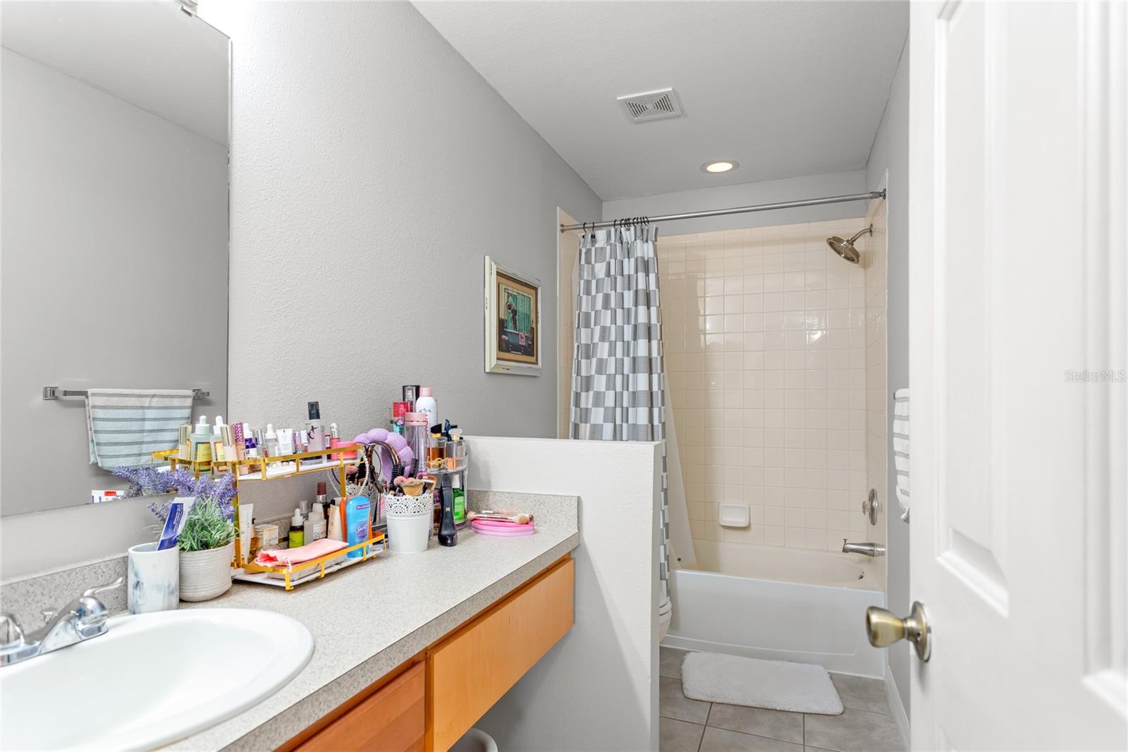 Image 19 of 30 For 8415 Edgewater Place Boulevard