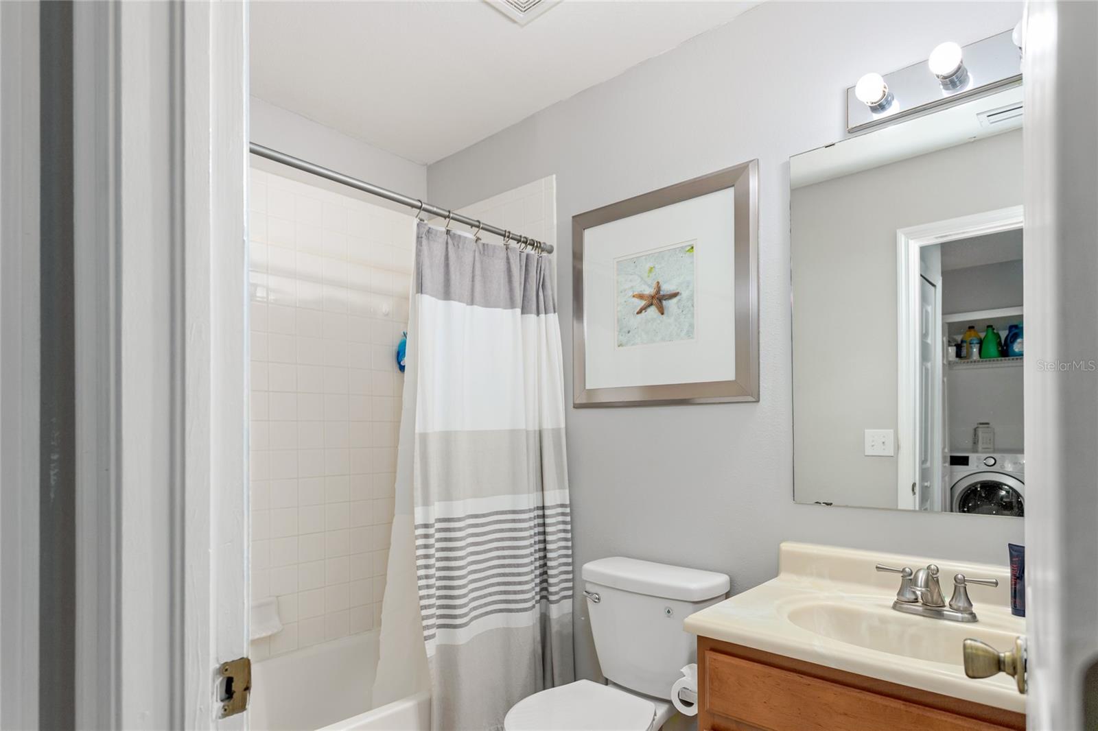 Image 22 of 30 For 8415 Edgewater Place Boulevard