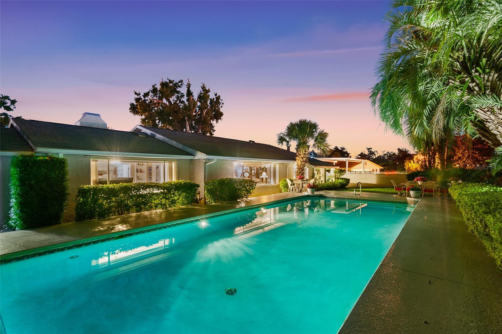 Image 13 of 92 For 2110 Reaney Road