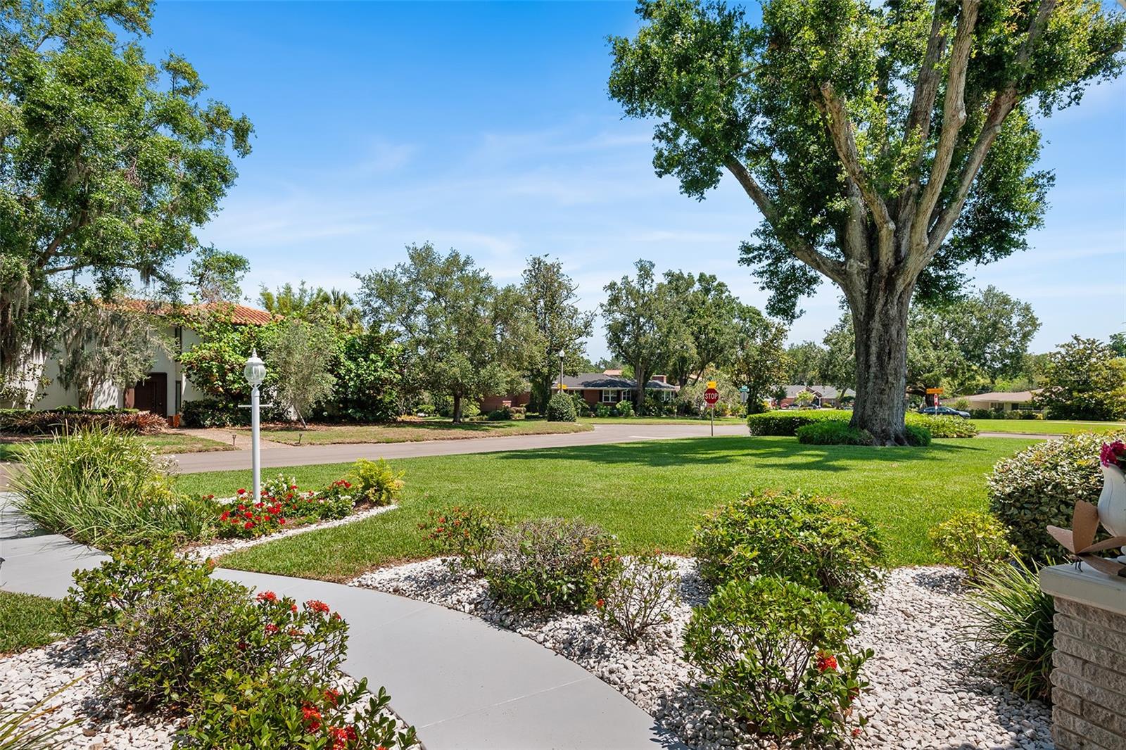 Image 20 of 92 For 2110 Reaney Road