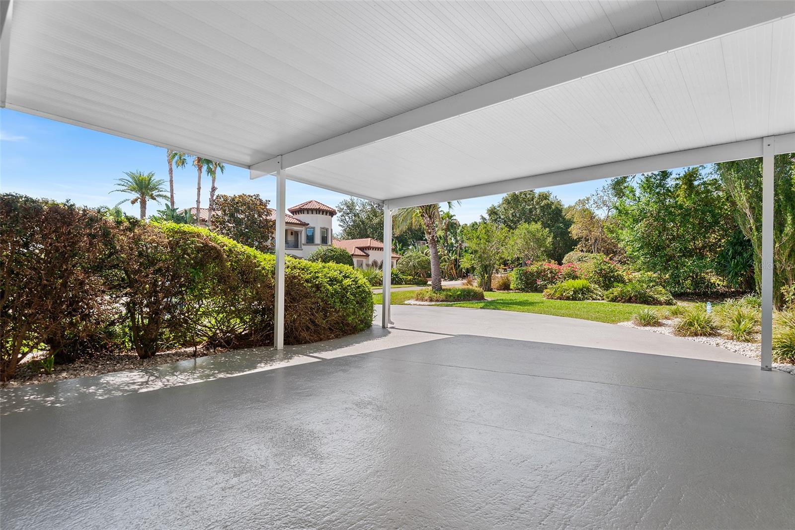 Image 23 of 92 For 2110 Reaney Road