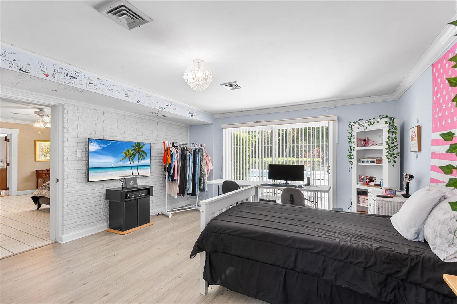 Image 69 of 92 For 2110 Reaney Road