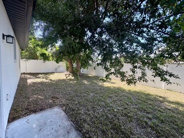 Image 16 of 16 For 914 Edgedale Circle