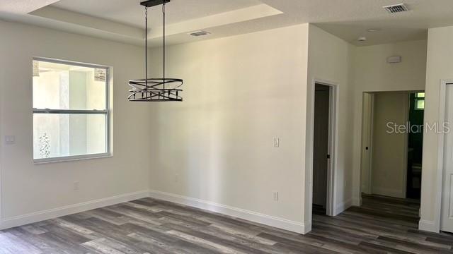 Image 6 of 16 For 914 Edgedale Circle