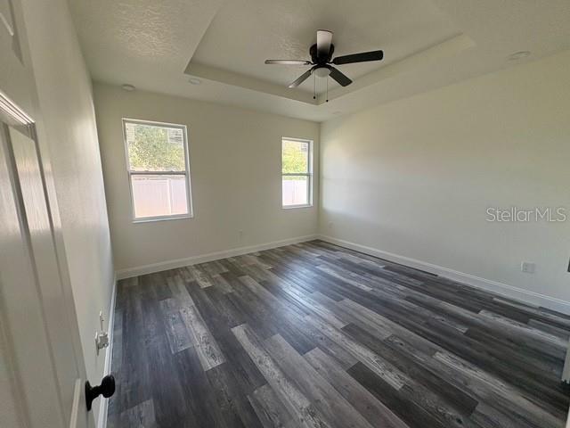 Image 7 of 16 For 914 Edgedale Circle