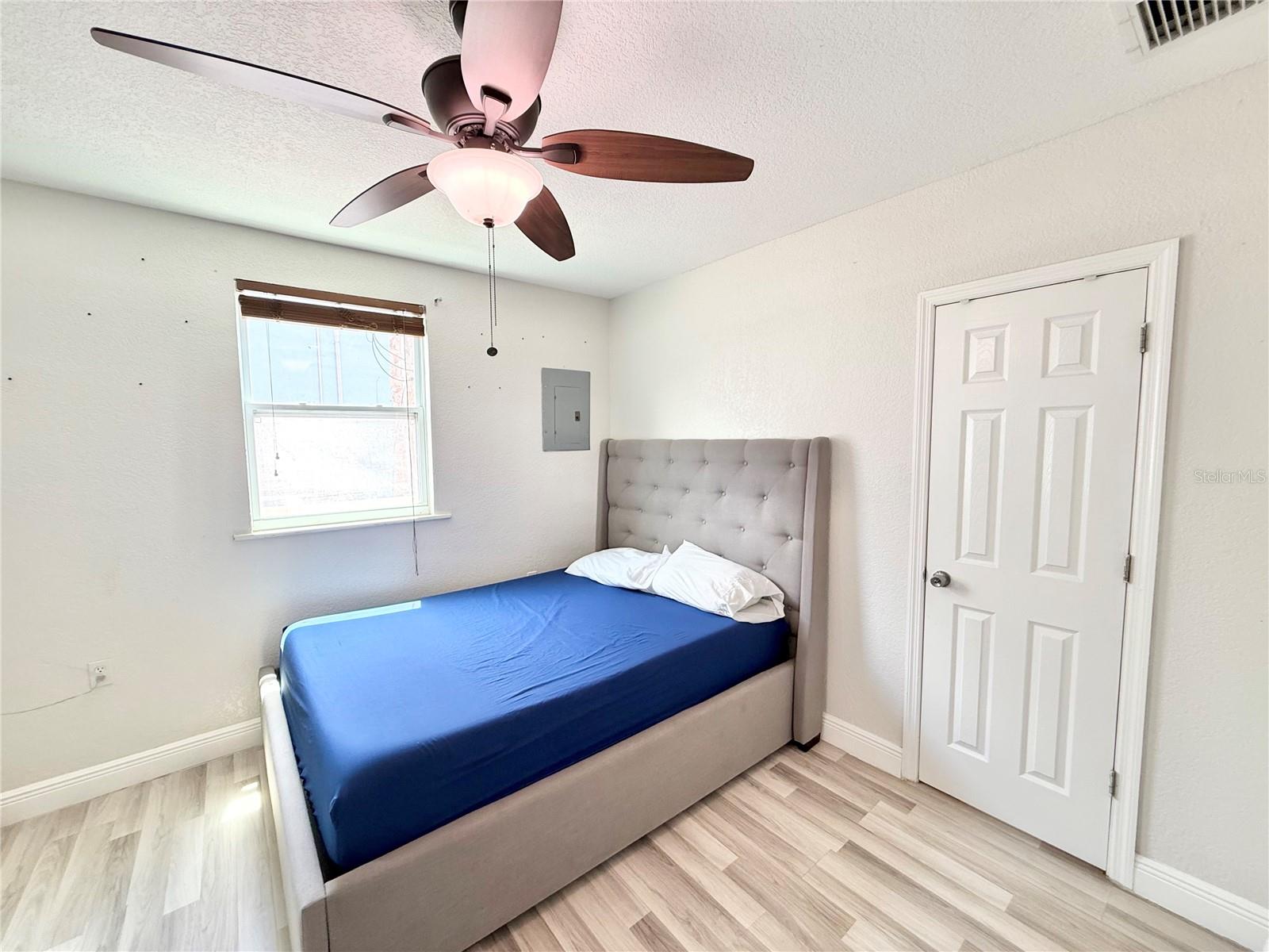 Image 19 of 30 For 2137 Saint Louis Street