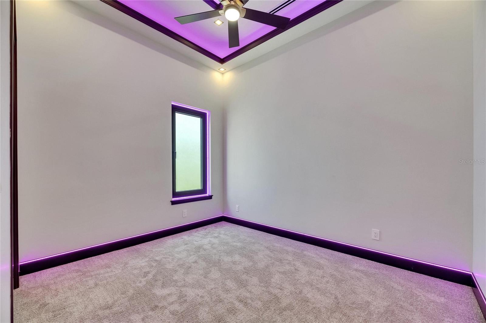Image 13 of 89 For 6532 Simone Shores Circle