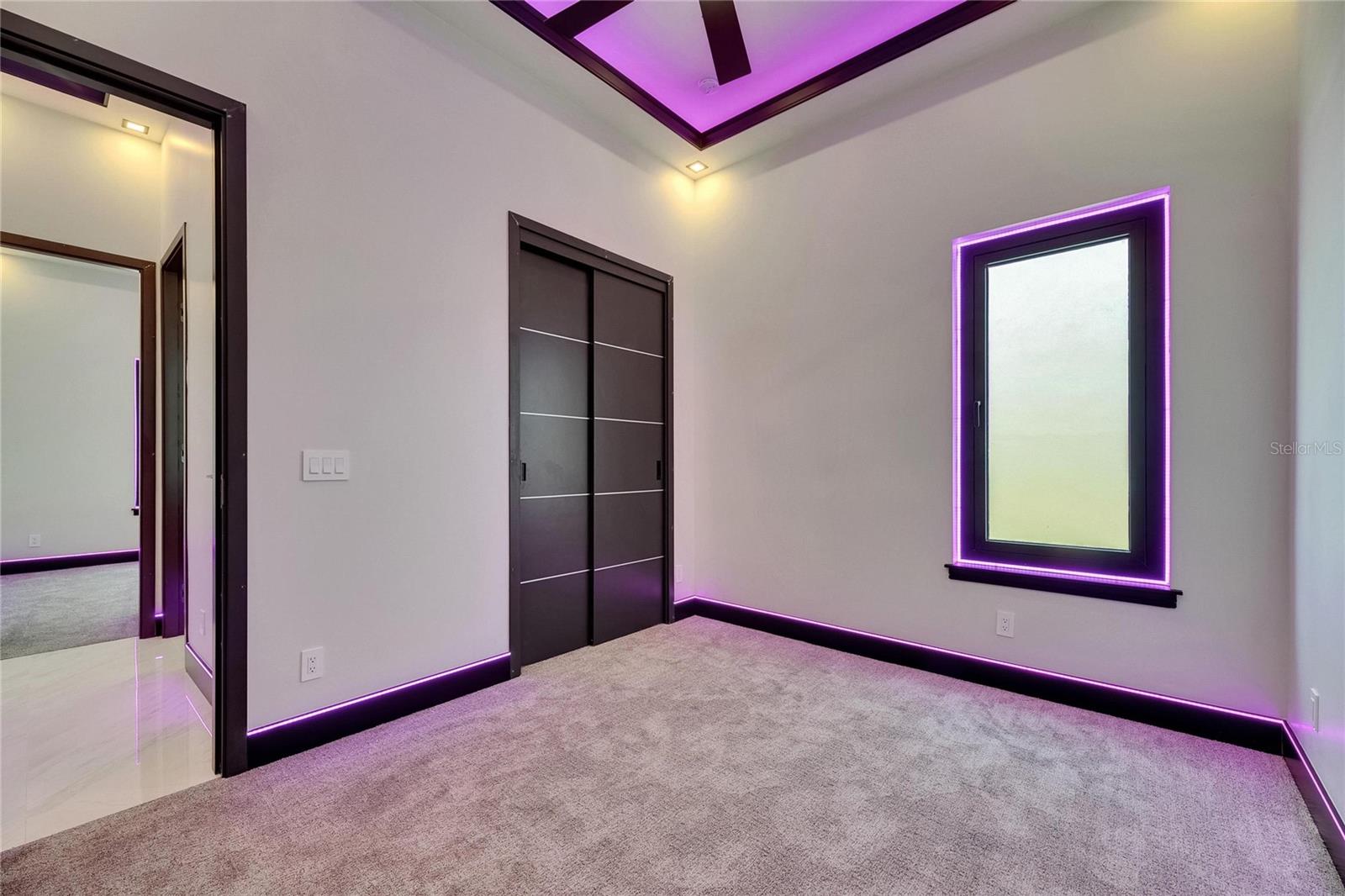 Image 14 of 89 For 6532 Simone Shores Circle