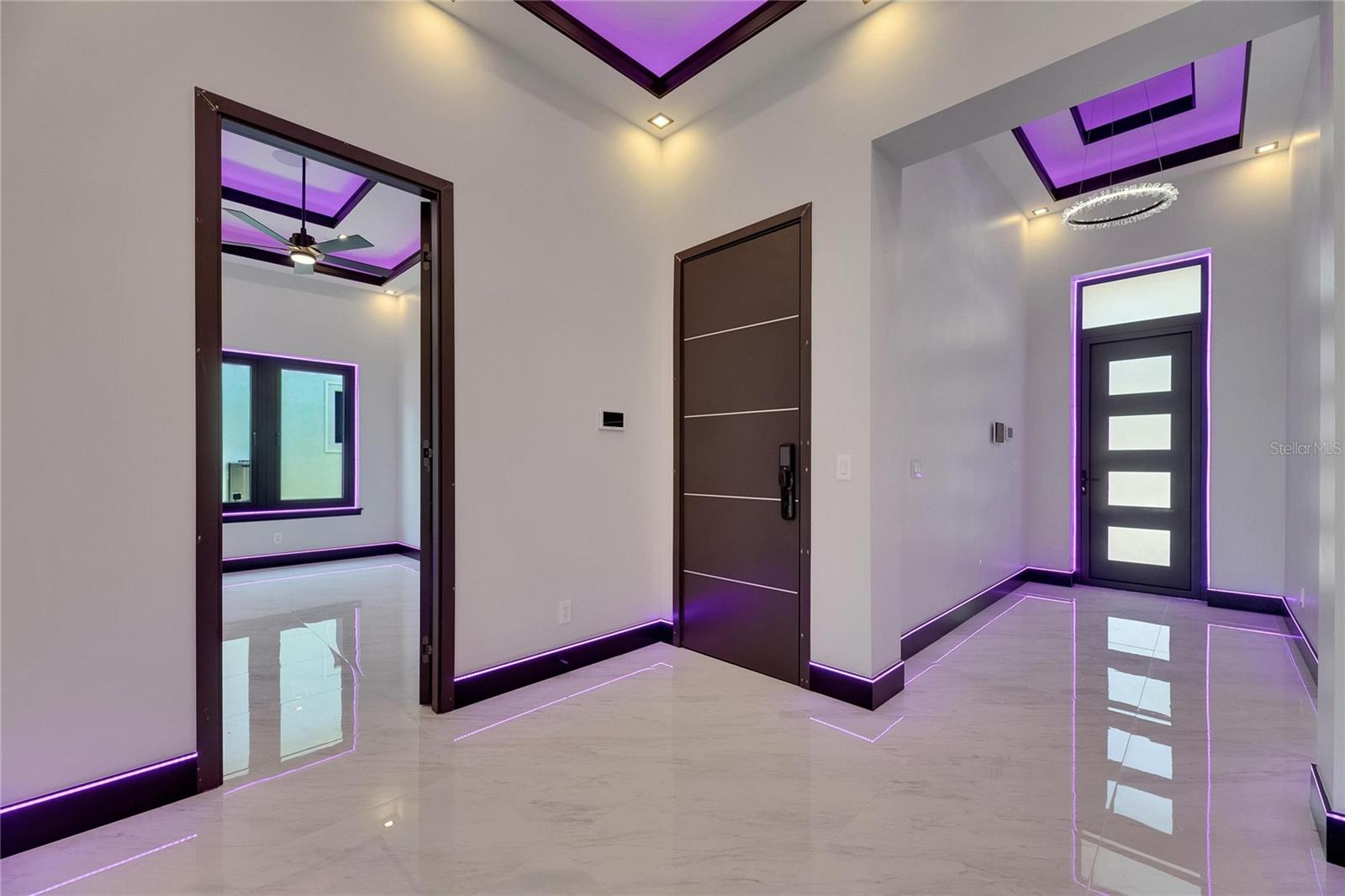 Image 17 of 89 For 6532 Simone Shores Circle