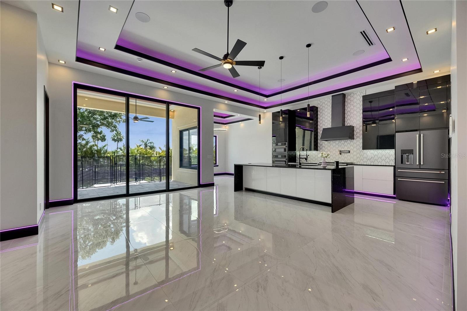 Image 23 of 89 For 6532 Simone Shores Circle