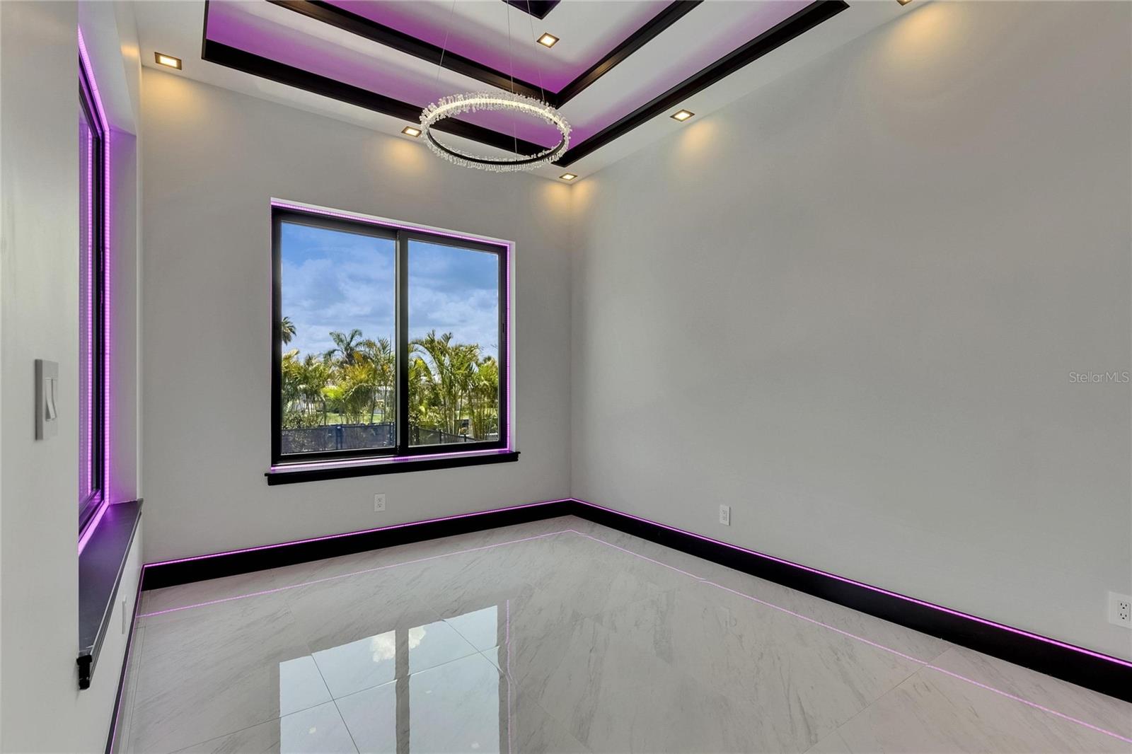 Image 29 of 89 For 6532 Simone Shores Circle