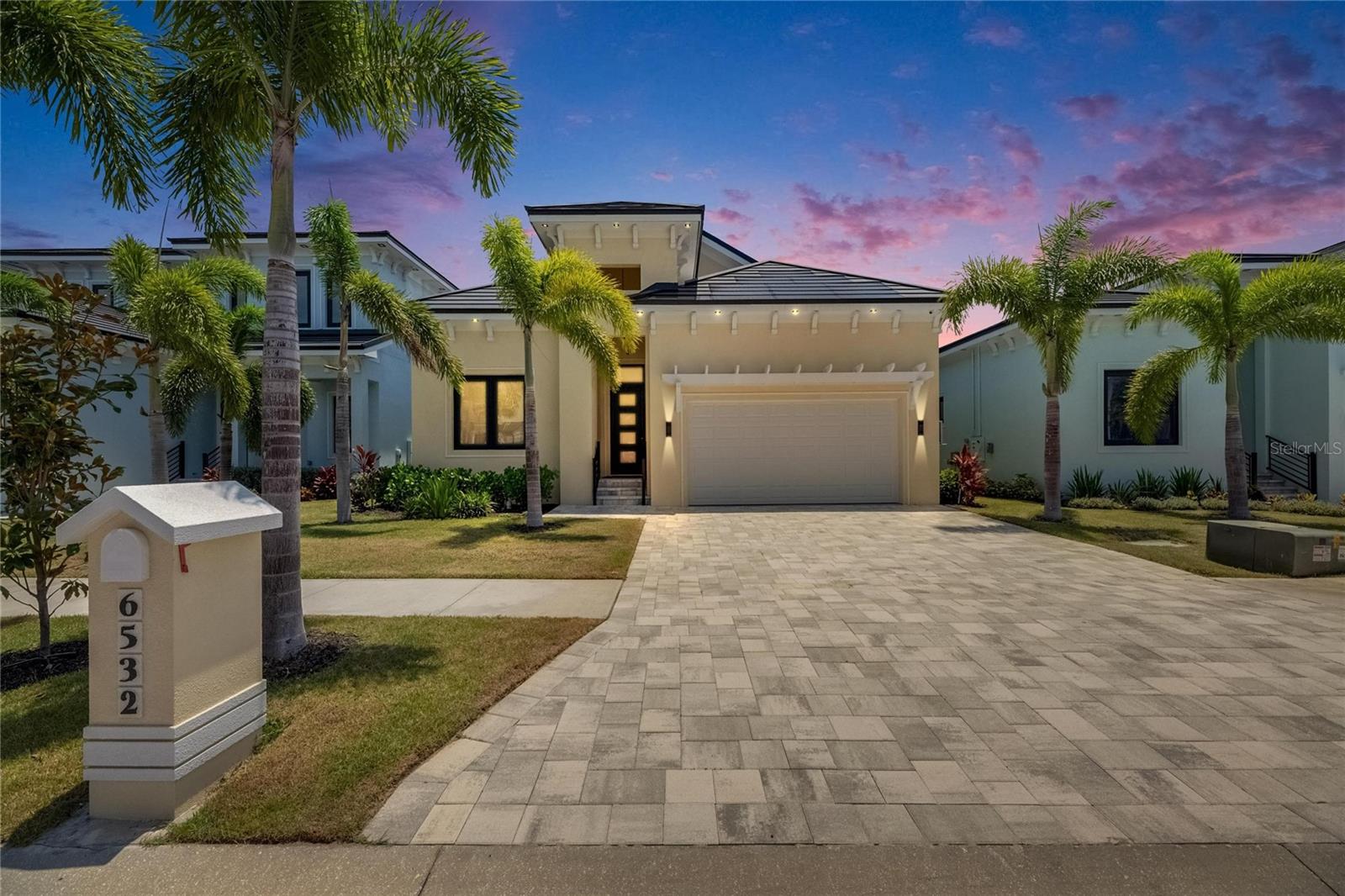 Image 69 of 89 For 6532 Simone Shores Circle