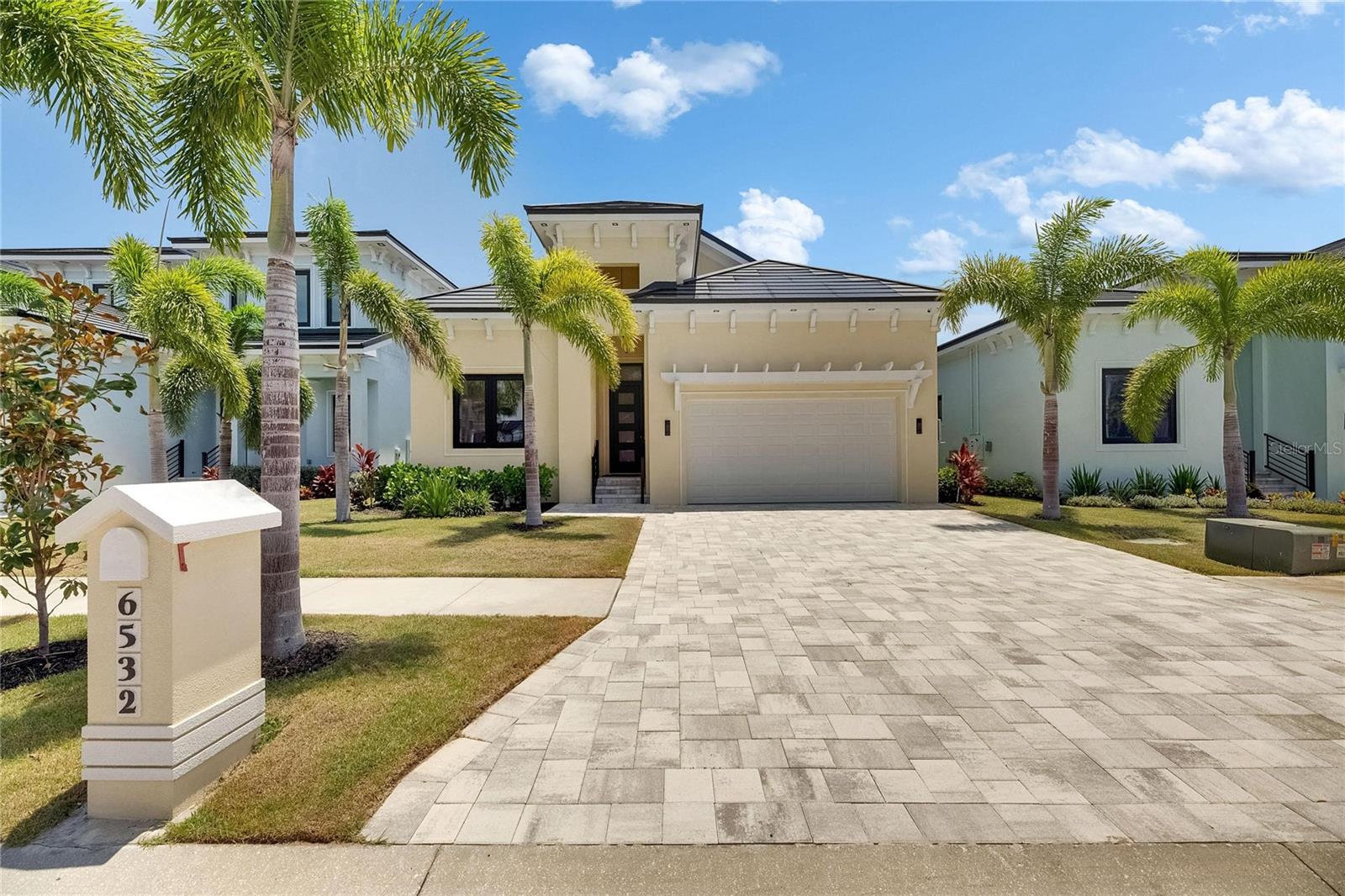 Image 71 of 89 For 6532 Simone Shores Circle