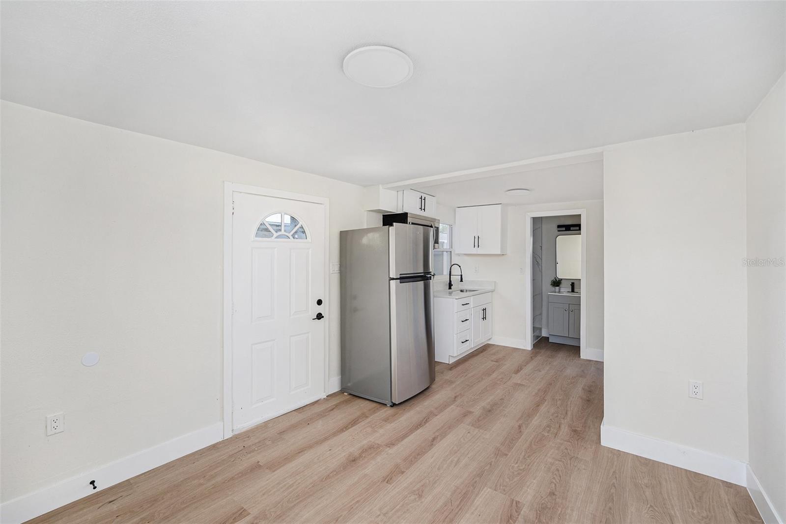 Image 14 of 41 For 4812 El Capistrano Drive
