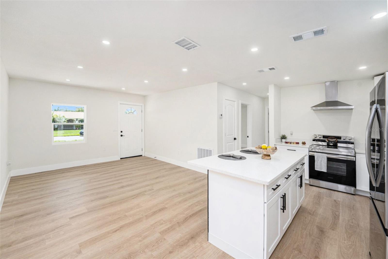 Image 20 of 41 For 4812 El Capistrano Drive