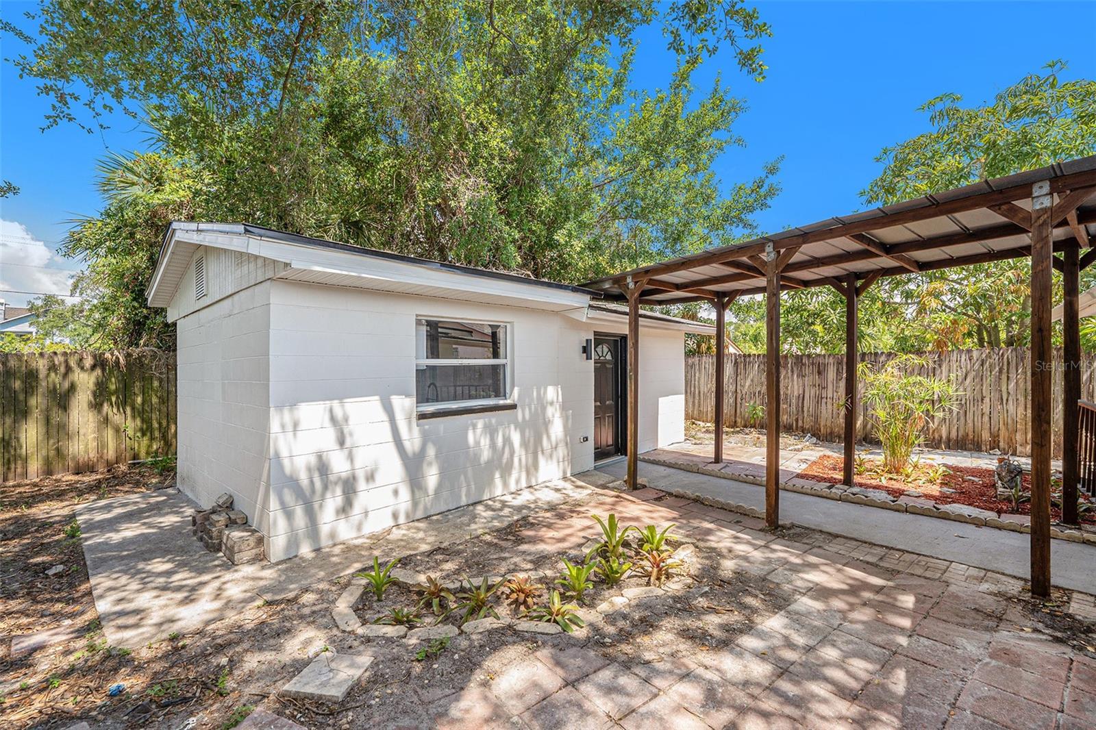 Image 33 of 41 For 4812 El Capistrano Drive