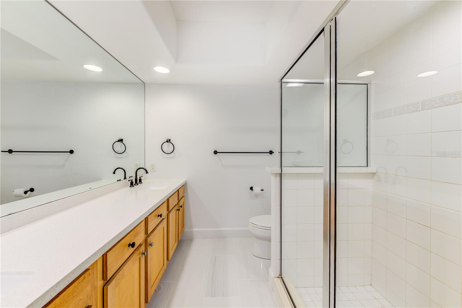 Image 11 of 19 For 1645 Pinellas Bayway S B2