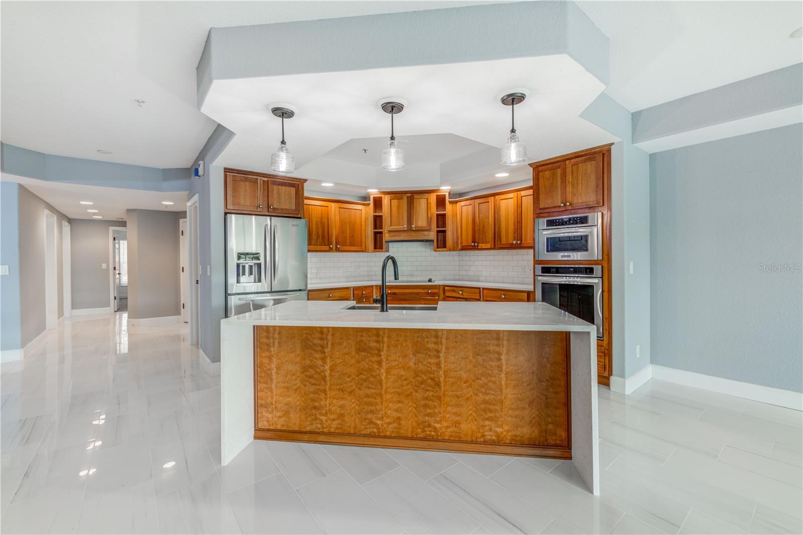 Image 2 of 19 For 1645 Pinellas Bayway S B2