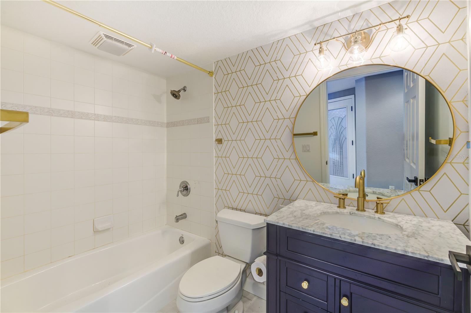 Image 9 of 19 For 1645 Pinellas Bayway S B2