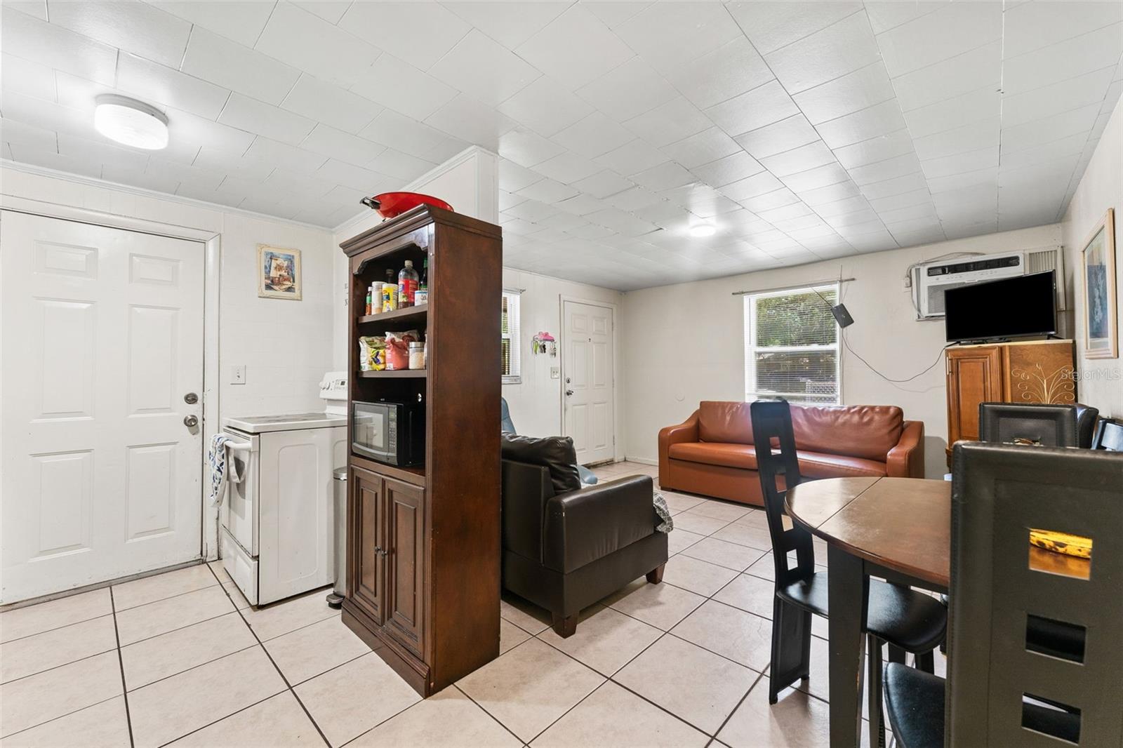 Image 11 of 20 For 10009 10th Street