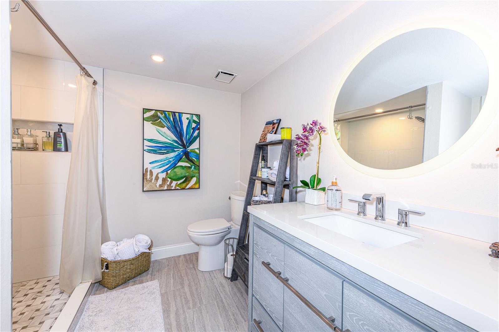 Image 15 of 17 For 2335 Beneva Terrace 2254