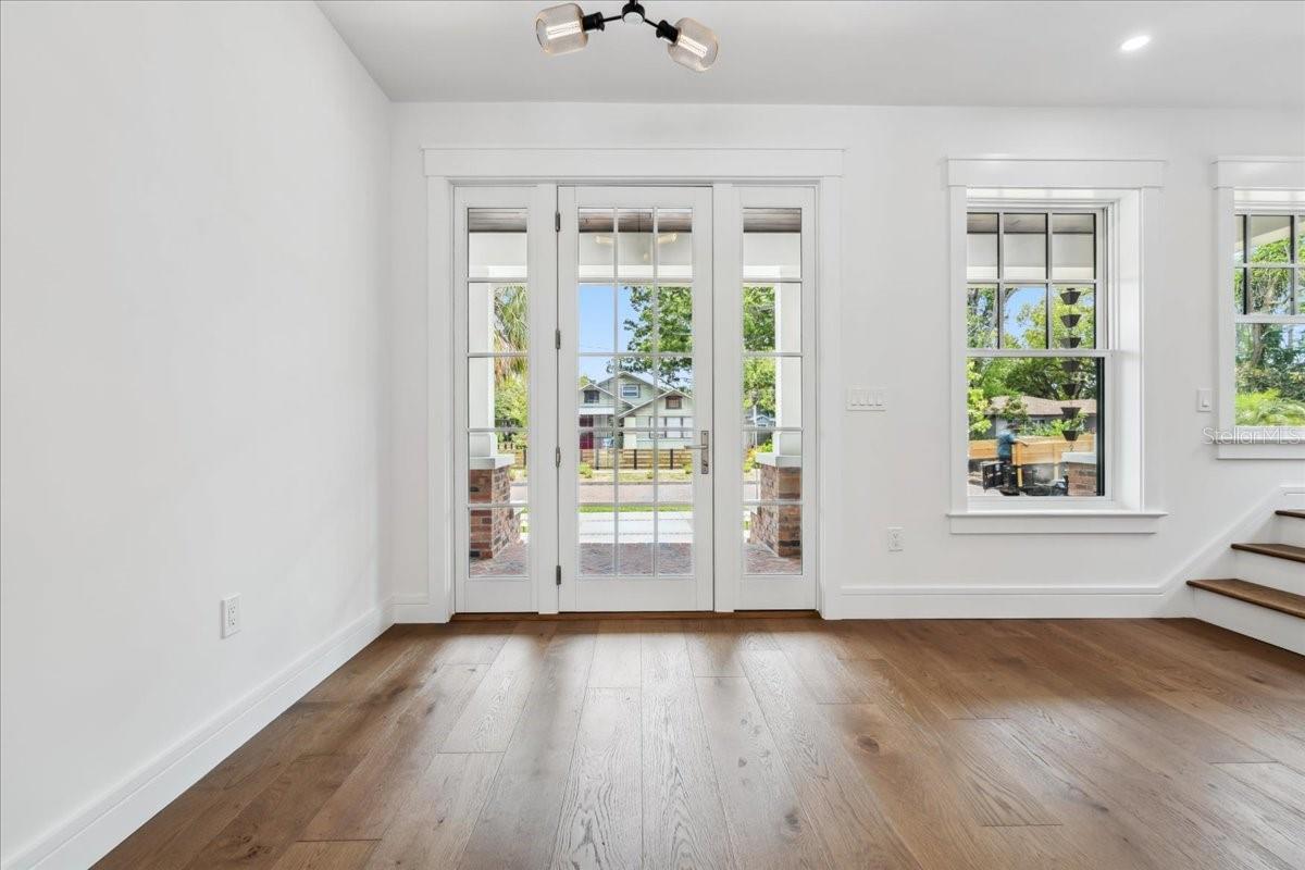 Image 12 of 79 For 2101 3rd Avenue N