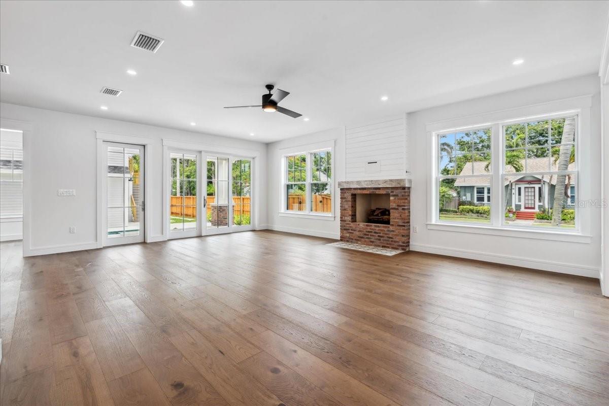 Image 15 of 79 For 2101 3rd Avenue N