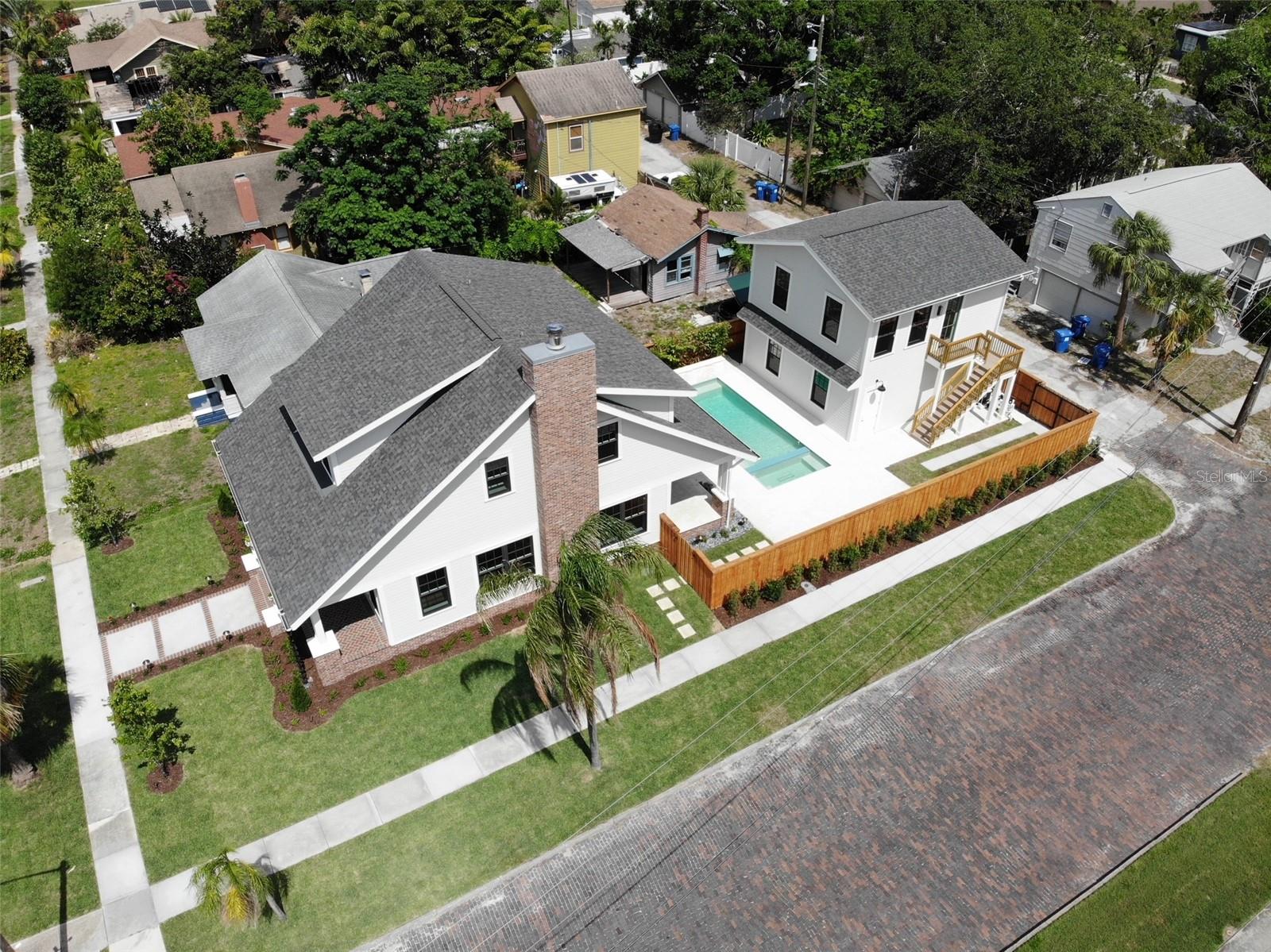 Image 2 of 79 For 2101 3rd Avenue N