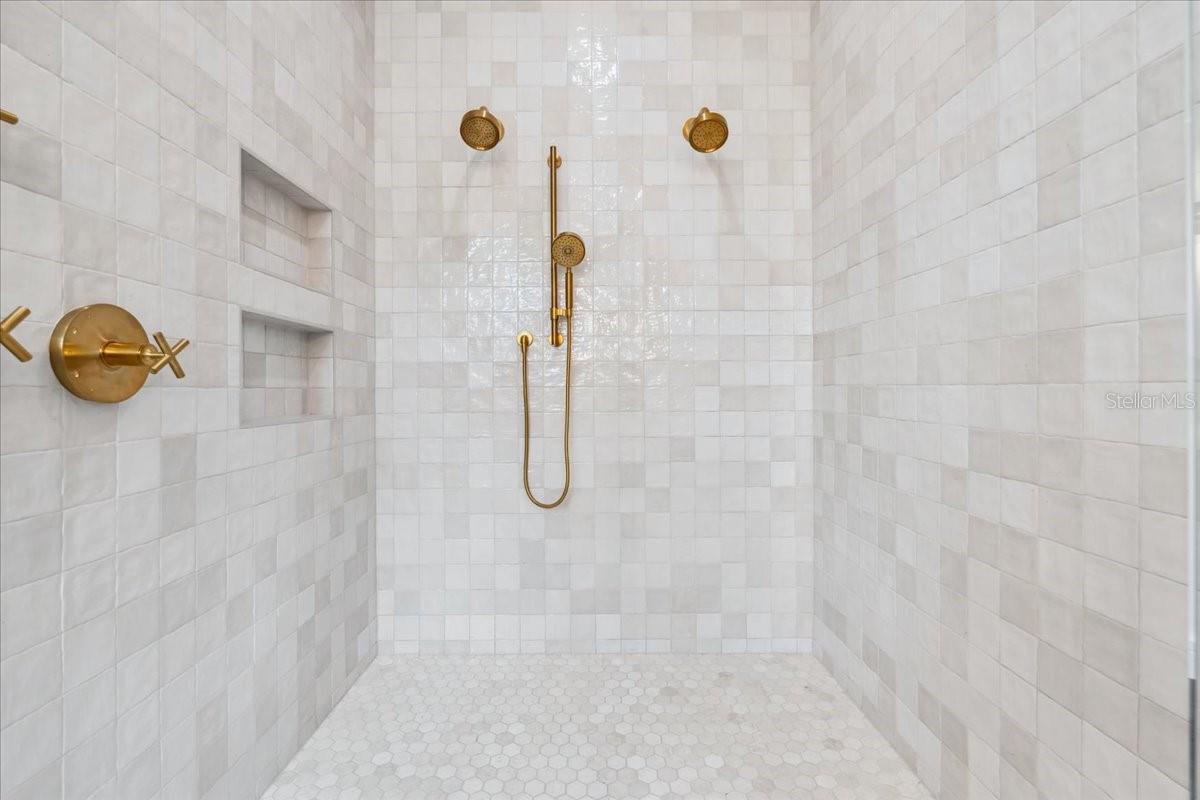 Image 39 of 79 For 2101 3rd Avenue N