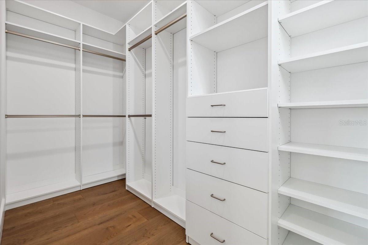 Image 40 of 79 For 2101 3rd Avenue N