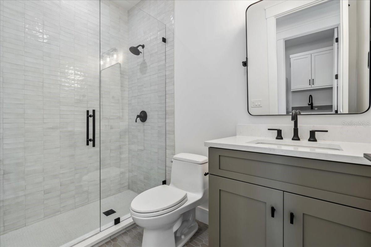 Image 44 of 79 For 2101 3rd Avenue N