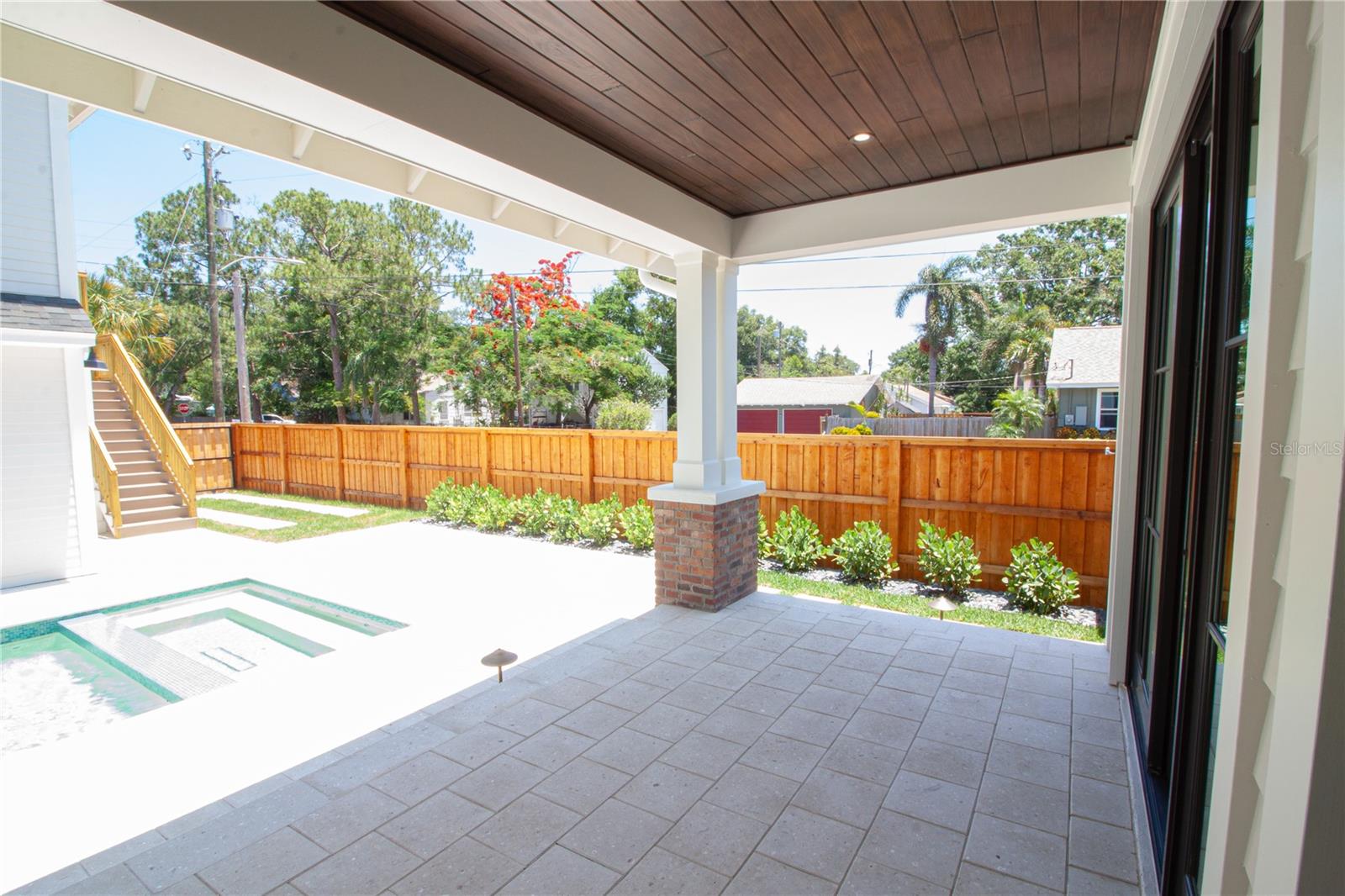 Image 52 of 79 For 2101 3rd Avenue N