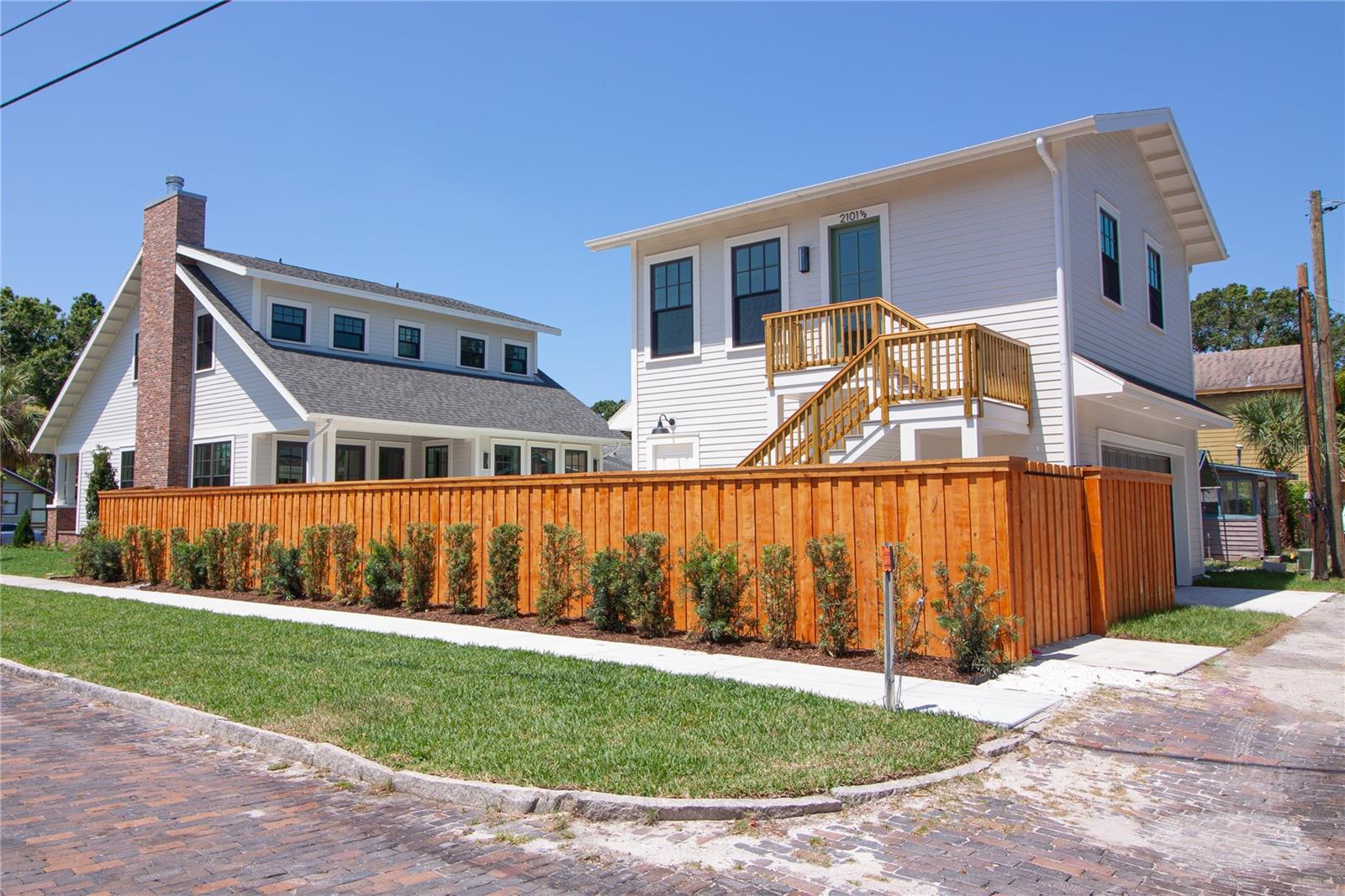 Image 62 of 79 For 2101 3rd Avenue N