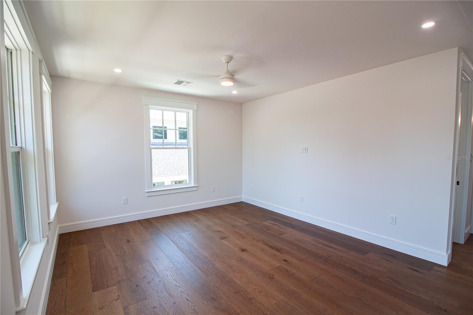 Image 70 of 79 For 2101 3rd Avenue N
