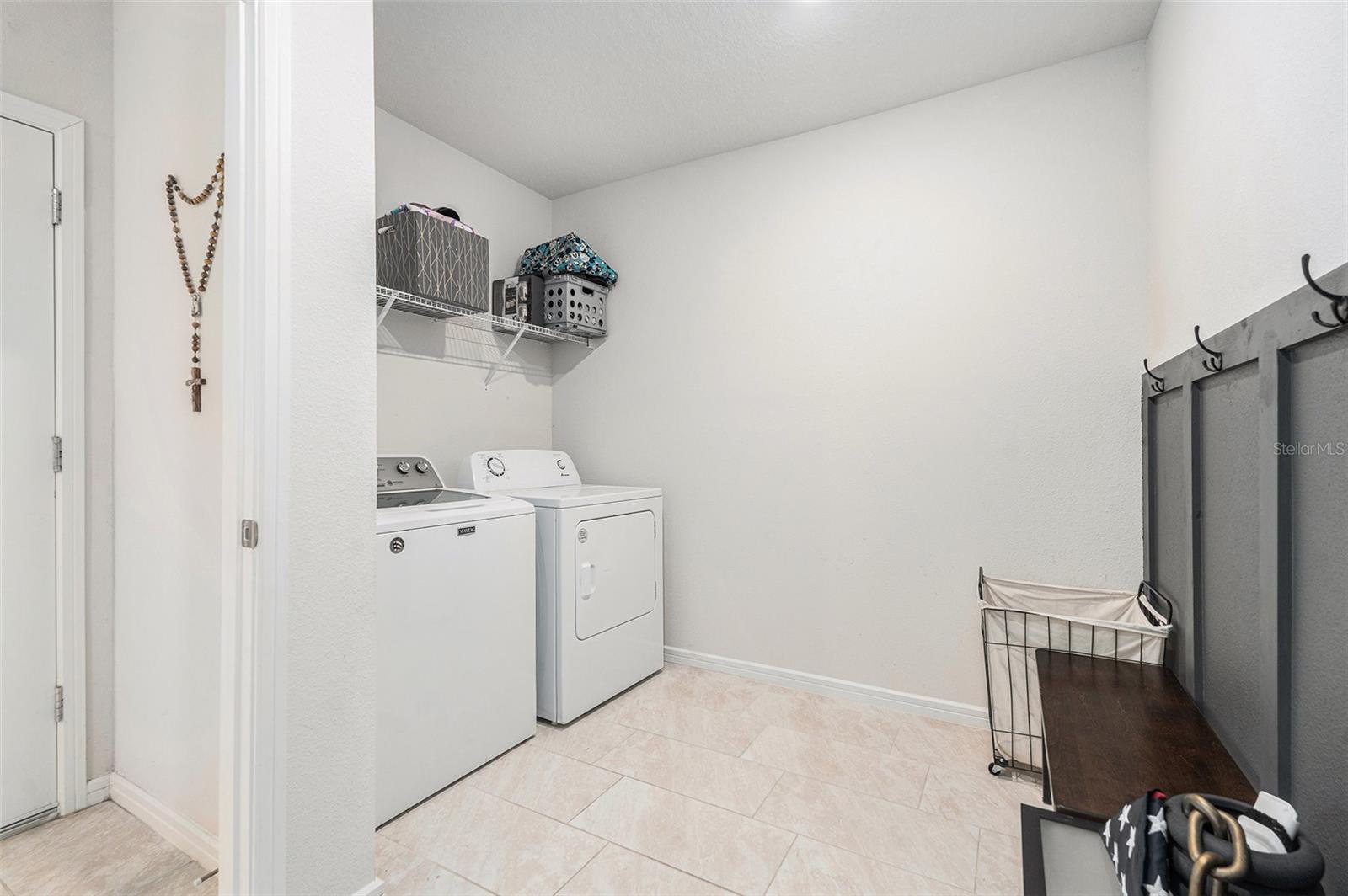 Image 16 of 42 For 30572 Thunderbird Drive